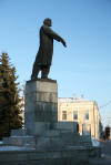 Памятник В.И.Ленину в Твери, на пл. Ленина